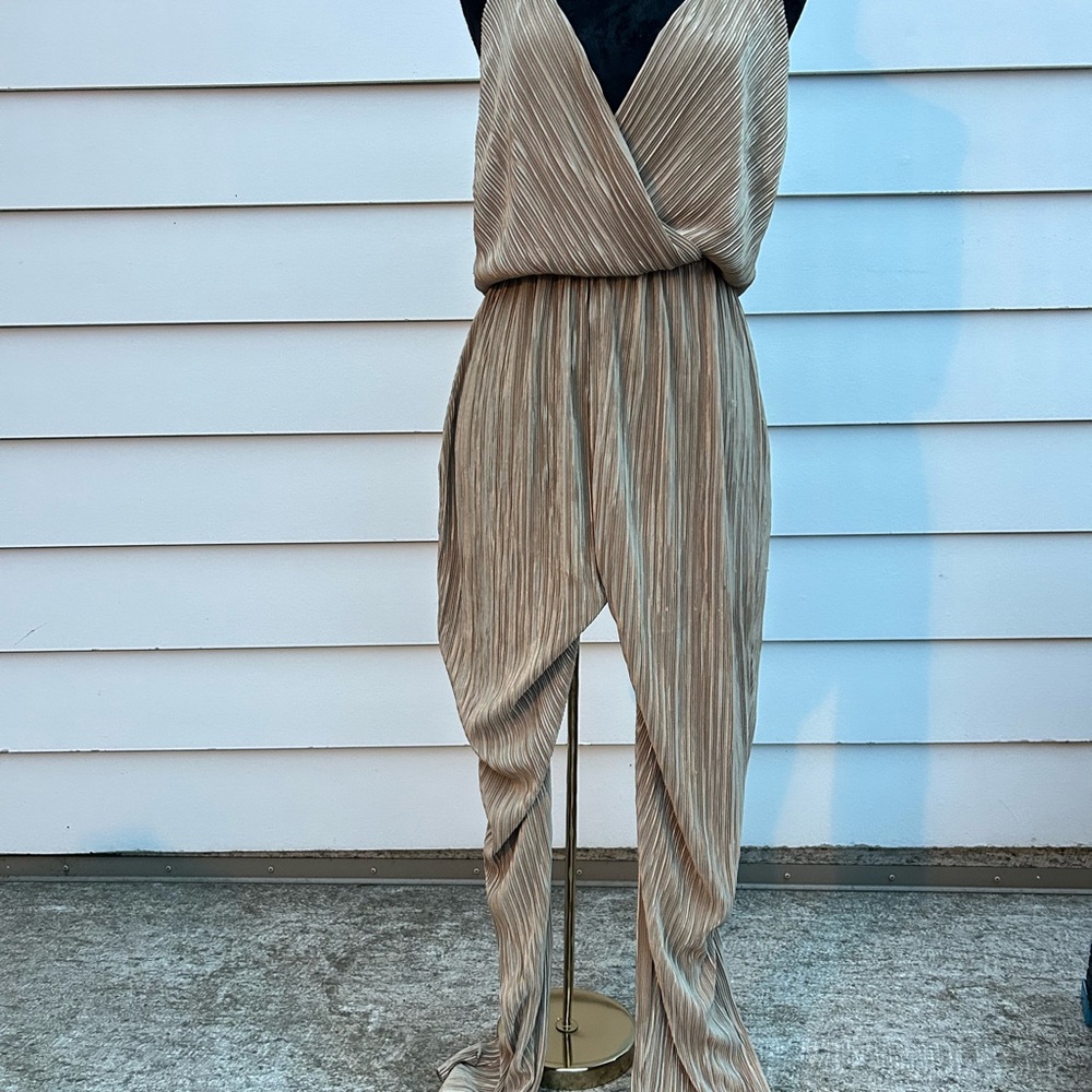 Chic Beige Jumpsuit